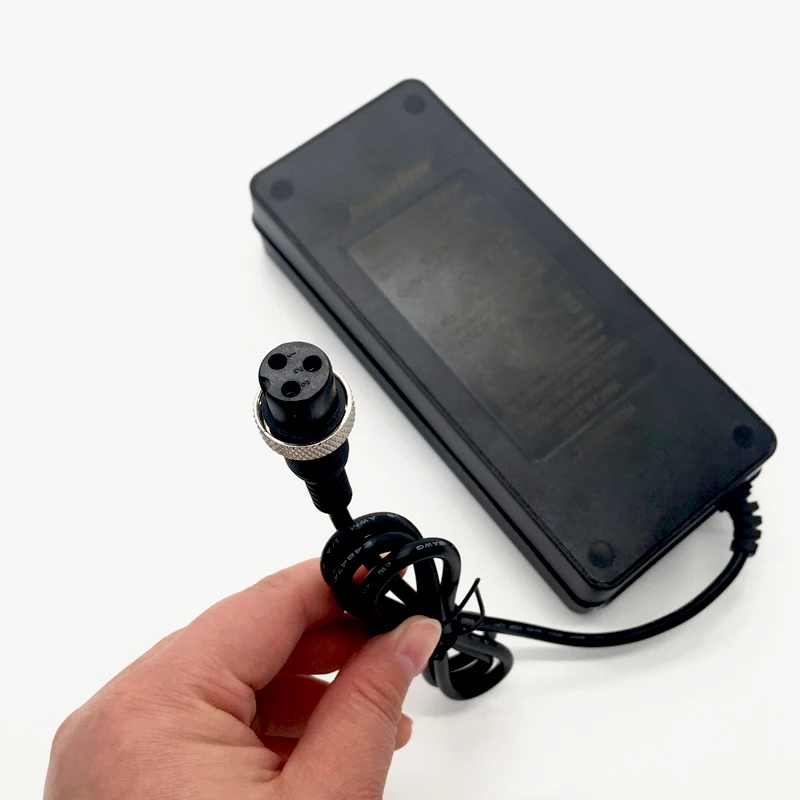 Cargador original Kaabo 60V 4A
