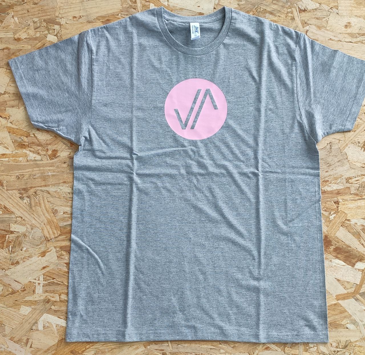 Camiseta Gris Oscuro Logo JAVAMBA Rosa