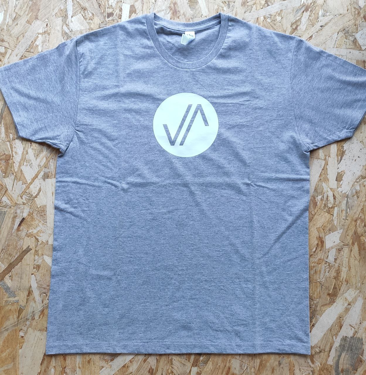 Camiseta Gris Logo JAVAMBA Blanco