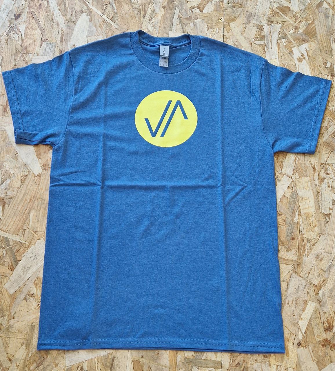 Camiseta Azul claro Logo JAVAMBA Amarillo